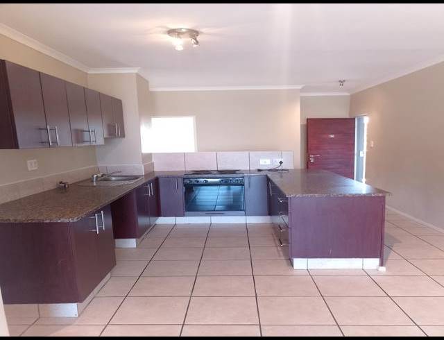 3 bed property to rent in WINKLESPRUIT